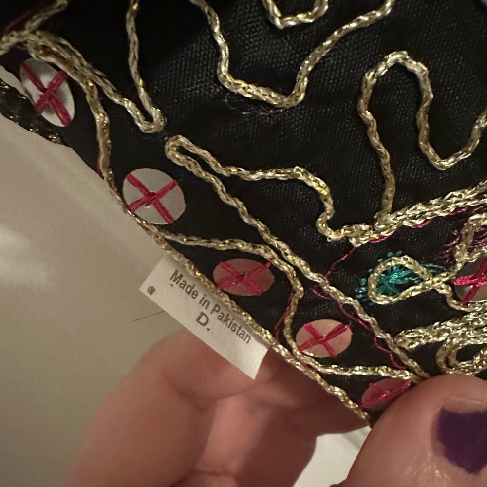 Pakistani Purse - Picture 3 of 7